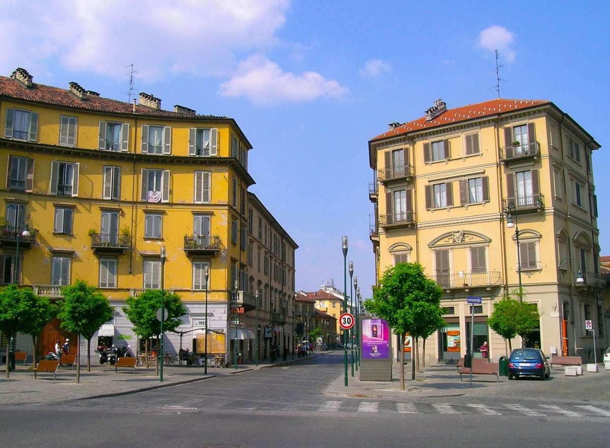Piazza Borgo Dora